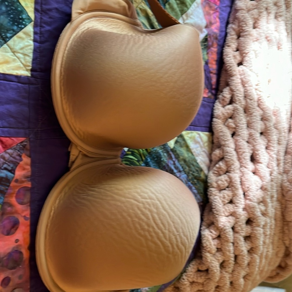 Thirdlove 24/7 tshirt bra 40F, beige. Barely worn